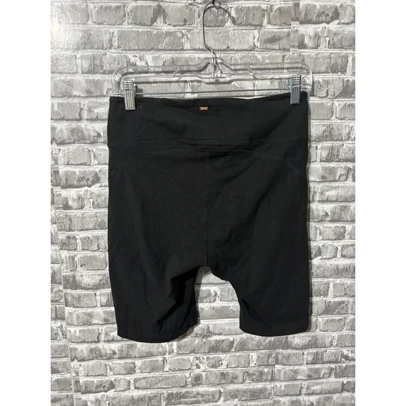 PINK Victoria's Secret Short‎ - Picture 2 of 3